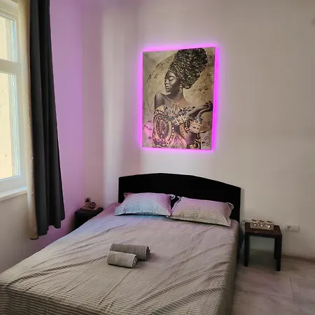 Nefertiti * Belgrade